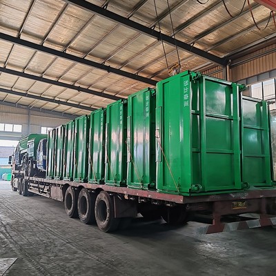 甘肅慶陽垃圾清運裝備升級 5輛勾臂車與19個垃圾箱發(fā)貨背后的技術(shù)與服務